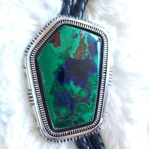 Vintage Authentic Rare Navaho Azurite & Sterling Silver Bolo Tie